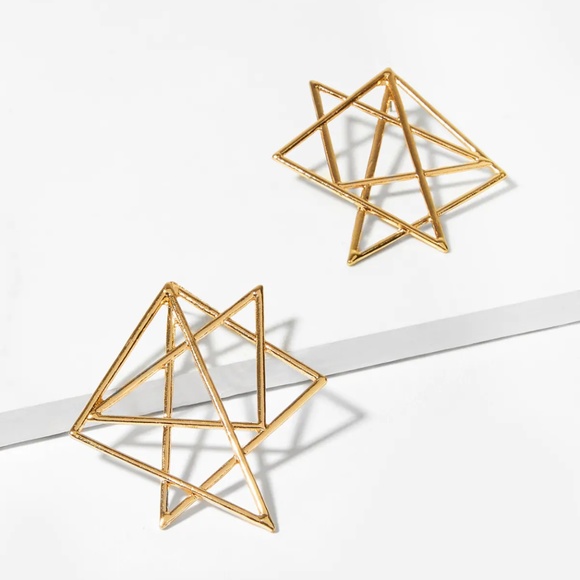 Geometric Star Gold Earrings - Picture 3 of 4